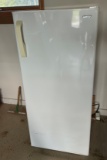 DANBY MODEL D8600WY REFIGERATOR/FREEZER