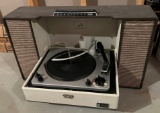 RCA VICTOR RECORD PLAYER