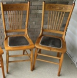 LOT OF (2) WOODEN KITCHEN CHAIRS