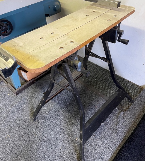 PORTABLE FOLDING WORK MATE