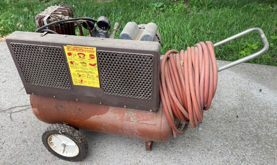 NELSON PRODUCTS PORTABLE AIR COMPRESSOR