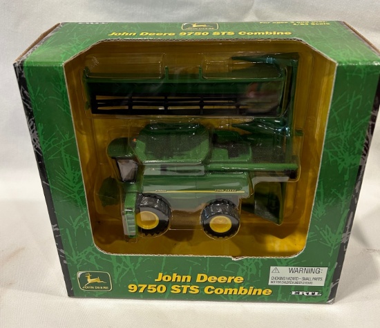 JOHN DEERE 9750 STS COMBINE - ERTL 1/64 SCALE