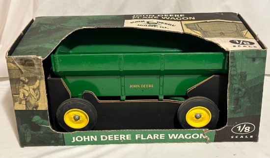 JOHN DEERE FLARE WAGON - 1/8 SCALE