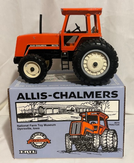 ALLIS-CHALMERS 8070 MFWD TRACTOR - 1992 COMMEMORATIVE EDITION
