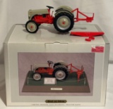 SPECCAST - FORD 8N TRACTOR WITH BLADE - DAMAGED BLADE