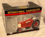 INTERNATIONAL HARVESTER 450 FARMALL TRACTOR