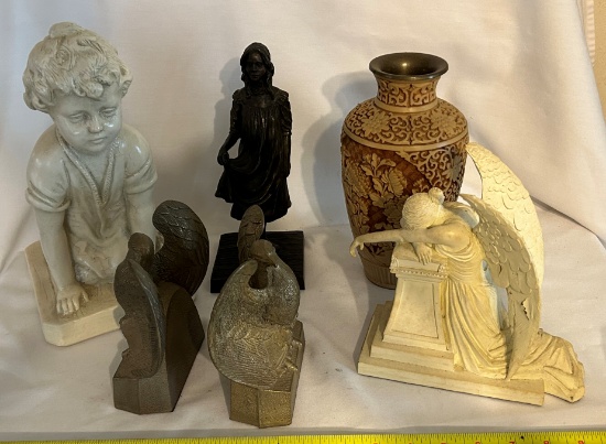 GROUP OF MISC. FIGURINES AND BOOK ENDS