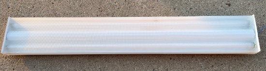 4 FOOT - FLUORESCENT SHOP LIGHT