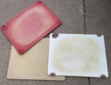 LOT OF (3) PLASTIC CUTTING BOARDS