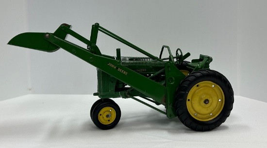 JOHN DEERE TWO CYLINDER TRACTOR WITH LOADER