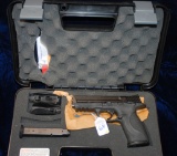 Smith & Wesson M&P 40 .40 Cal. Semi-auto Pistol NIB