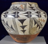 Acoma Storage Jar Polychrome 1910-1920