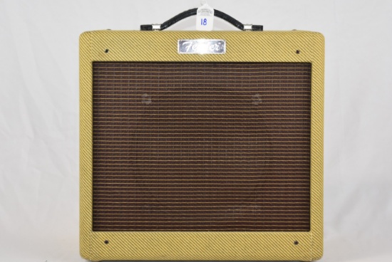Fender USA Pro Junior Tweed Amplifier W/ Sleeve