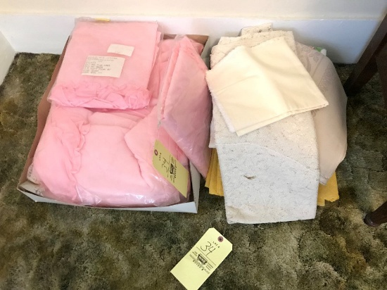 Pink Full Size Bed Set, Table Linens