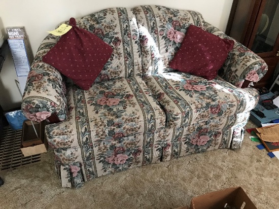 Smith Brothers Loveseat w/ Wood Trim 62" Wide