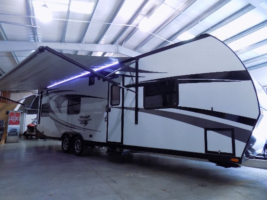 2015 QUICK SILVER VRV ALUMINUM ENCLOSED  TOYHAULER