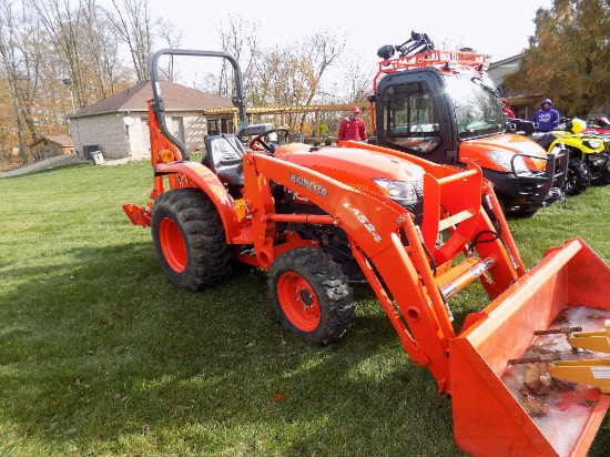 KUBOTA L3800 COMPACT DIESEL 4X4 LOADER/BACKHOE TRACTOR