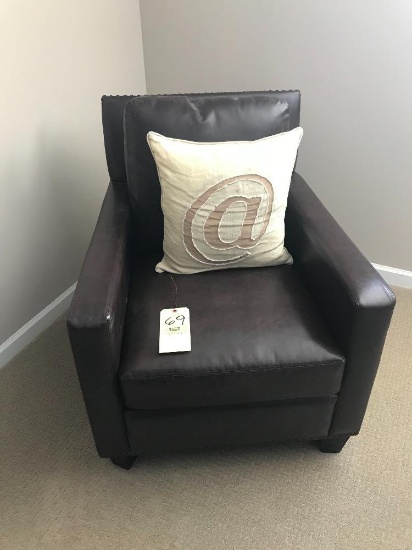Leather arm chair w/ nail-head trim 30"wide