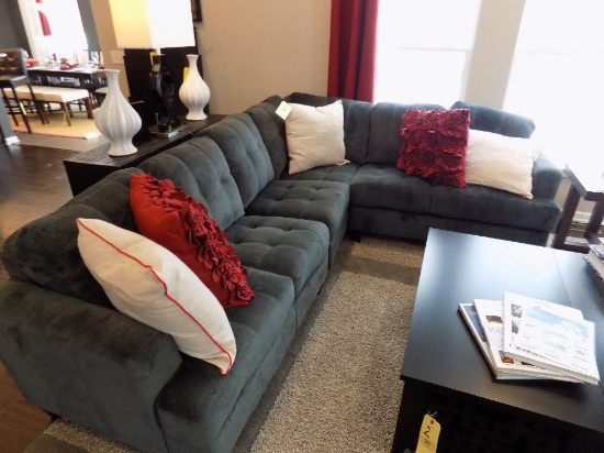4-Piece L-shaped sofa with accent pillows