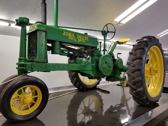 John Deere B, unstyled, new paint, not running