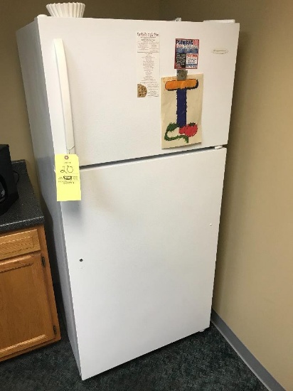 Frigidaire Refrigerator/ Freezer *NO Handle*