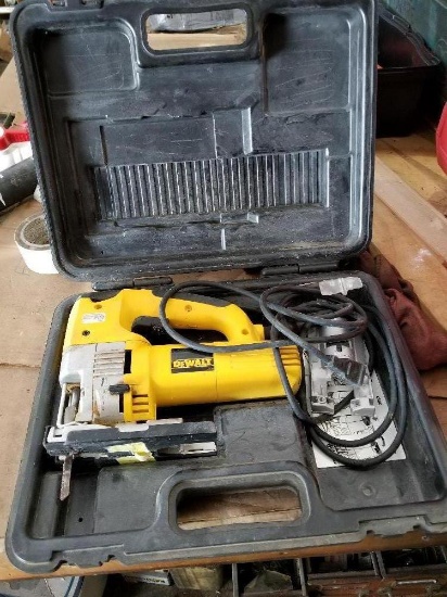 DeWalt sabre saw