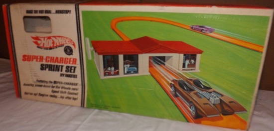 1968 Hot Wheels Super Charged Sprint Race Set with Original Box