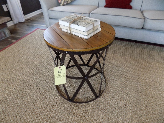 End table with metal base