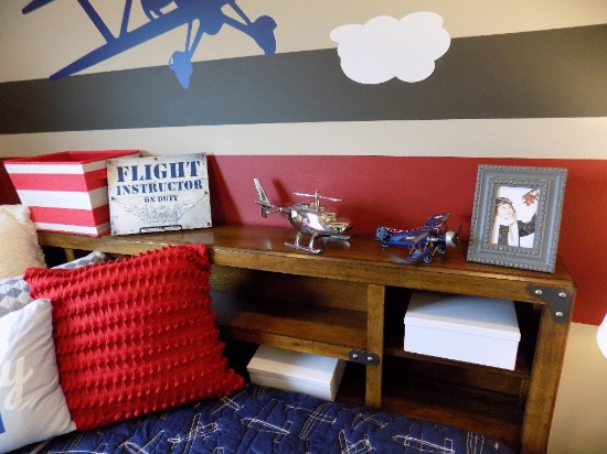 Decor planes, metal sign, storage boxes and print