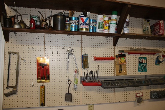 Contents of peg board incl.: hand tools & bolt stock