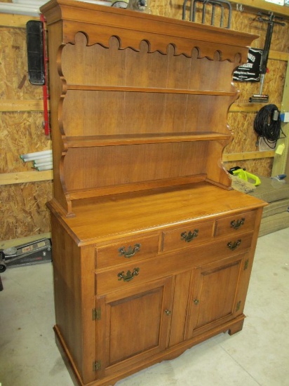 Maple 2pc Hutch