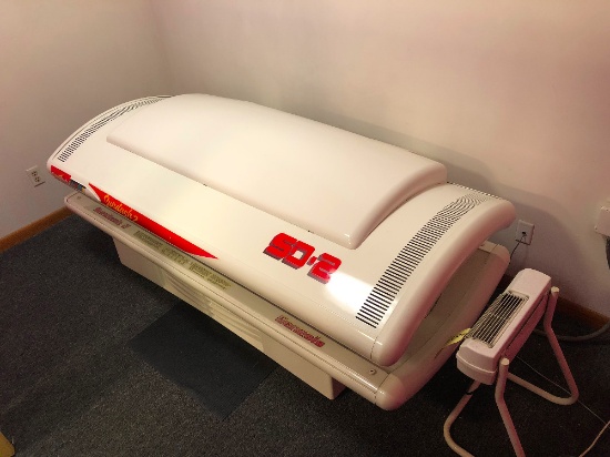 Genisis Cybertech Sundash 2 With High Resolution Facial Tanning System