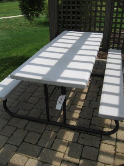 Lifetime plastic picnic table