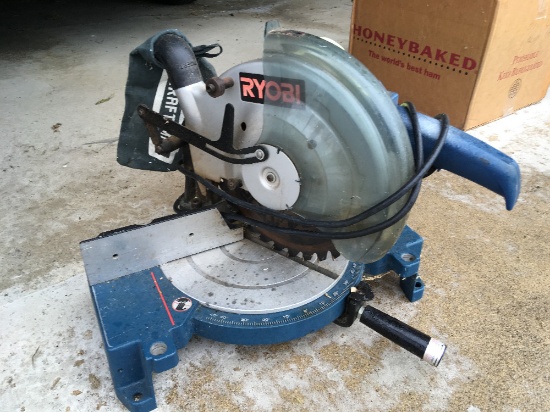 Ryobi Compound Miter Saw