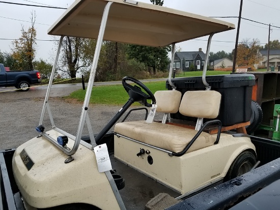 Club Car Electric Golf Cart With Charger, Newer Batteries