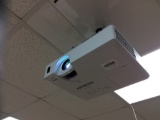 Hitachi CP-X3041WN Projector & Smart Board