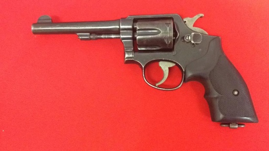 Smith & Wesson M&P Revolver