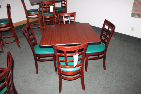 Counter Height Table w/ 4 Chairs