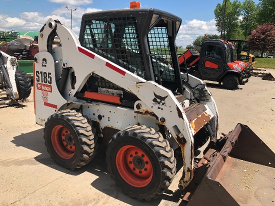 Bobcat S185 Skid Steer w/ Material Bucket