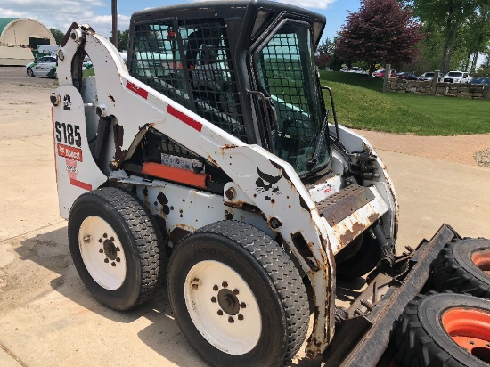 Bobcat S185 Skid Steer w/ Material Bucket