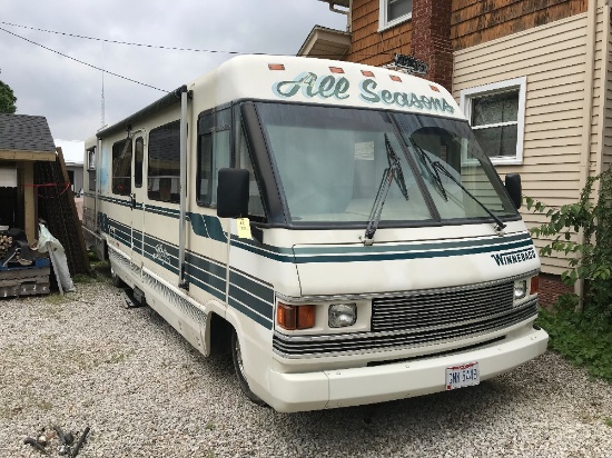 1993 Winnebago Chieftain Motorhome