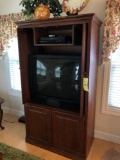 Entertainment center with TV &