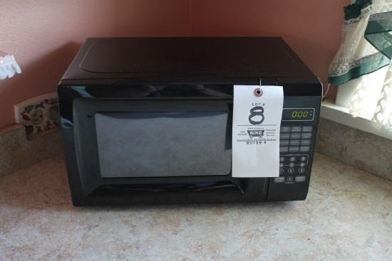 700 Watt Microwave