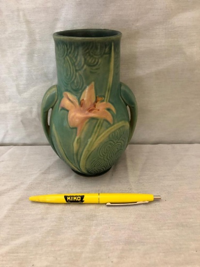 Roseville Vase 130-6"