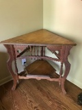 Oak Corner Table, 29