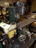 Mill With 21 1/2 Inch X 6 Inch Table
