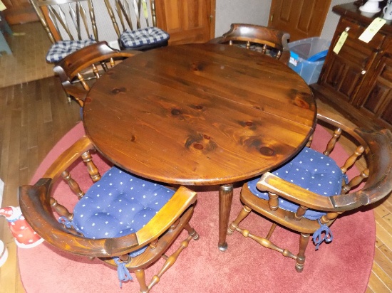 Ethan Allen Pine Table With 2 Leaves