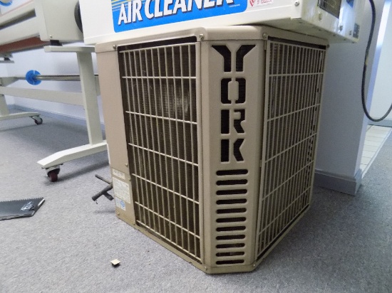 York AC unit mod. H1DB024506A (used)