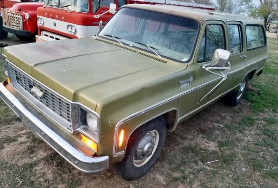 1974 Chevy Suburban