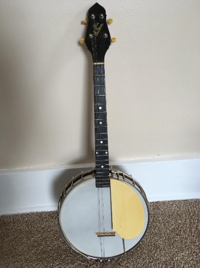 The Gibson "Trap Door" 4 string mandolin w/original case